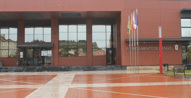 El Ayuntamiento de Miengo cancela la atención presencial al público tras los positivos de una concejala y un funcionario