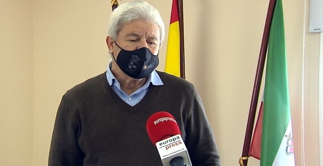 Alcalde de Santiponce (Sevilla) pide la "colaboración ciudadana" para bajar el número de contagios