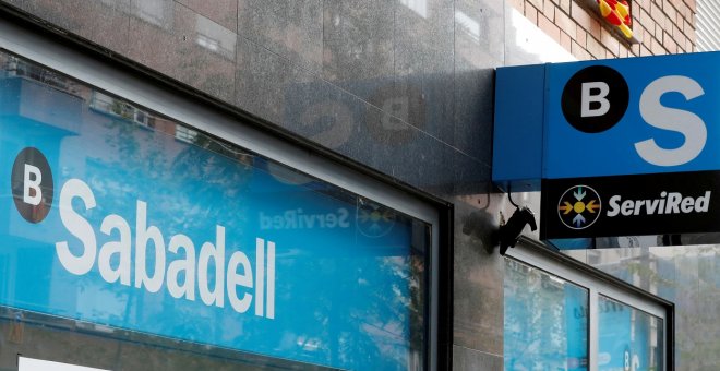 El Sabadell gana un 99,7% menos en 2020 tras destinar 2.275 millones a provisiones por la covid y su ajuste de plantilla