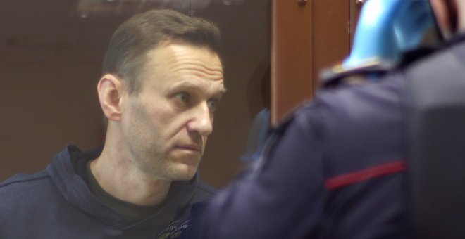 Personalidades de cultura piden mejores condiciones de reclusión para Navalni