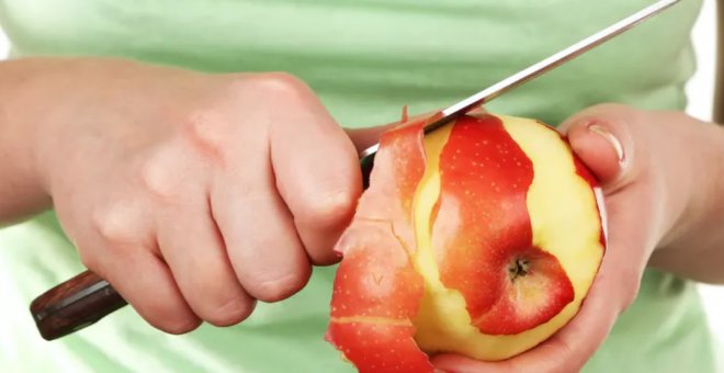 Otras miradas - ¿Es imprescindible comer la fruta con piel para ingerir suficiente cantidad de fibra?