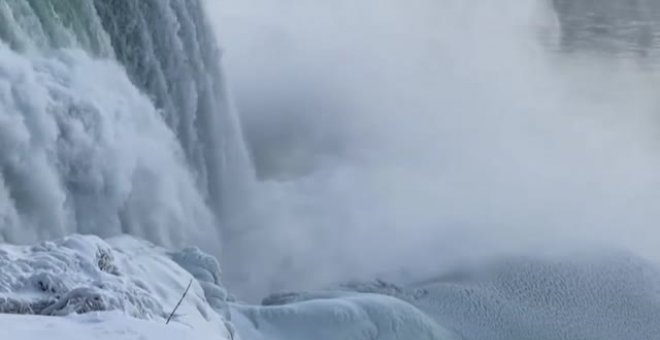 Las cataratas del Niágara espectaculares tras las últimas nevadas