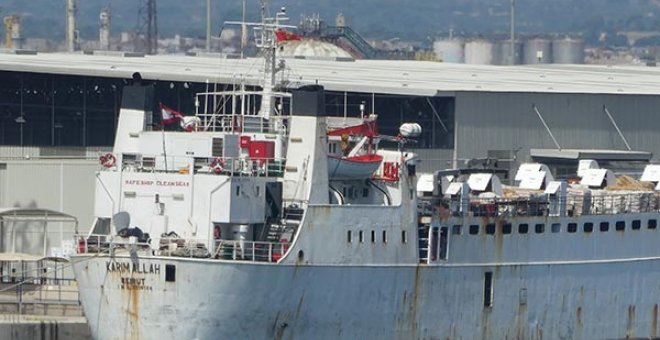 Los transportistas del buque atracado en Cartagena denuncian que España ha bloqueado los test para los terneros