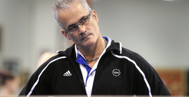Se suicida el exentrenador de gimnasia olímpica de EEUU tras ser imputado por agresión sexual y tráfico de personas