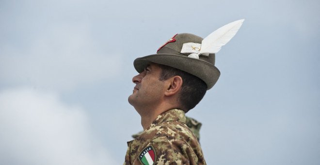 Draghi pone en manos de un general del Ejército la gestión de la pandemia en Italia