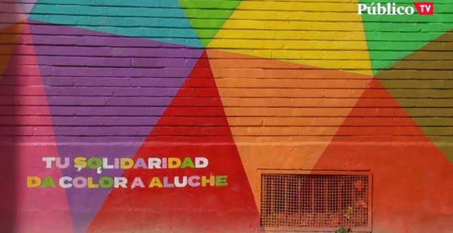 Aluche: un mural de colores para las colas del hambre
