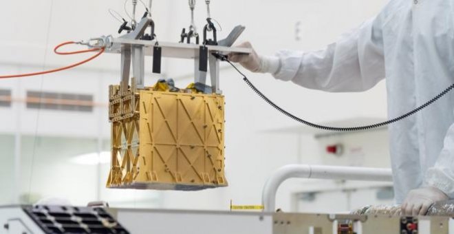 El rover Perseverance logra extraer oxígeno de la atmósfera de Marte
