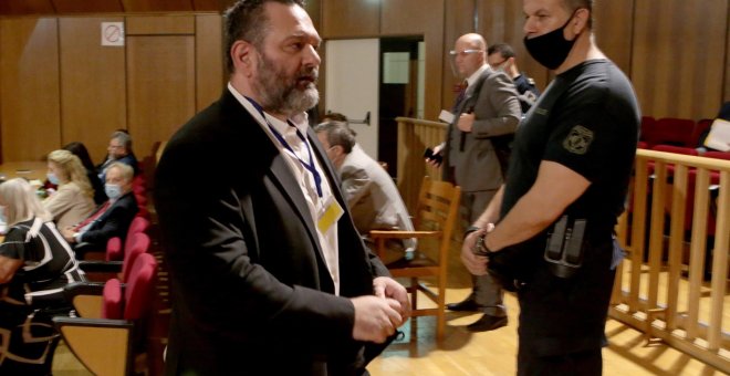 La Policía detiene en Bruselas a un eurodiputado y miembro de la cúpula del partido neonazi Amanecer Dorado