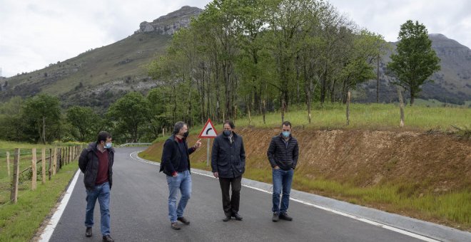 Obras Públicas renueva la carretera entre Matienzo y Seldesuto con una inversión de 660.000 euros