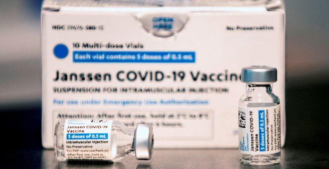 Salud Pública aprueba administrar la vacuna de Janssen a menores de 60 años