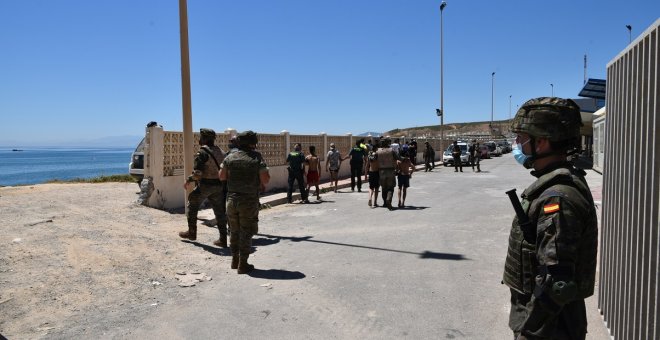 España despliega al Ejército en Melilla