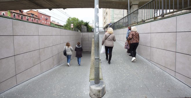 El Ayuntamiento instala cámaras en el paso peatonal subterráneo que une Lorenzo Cagigas con la avenida de Cantabria