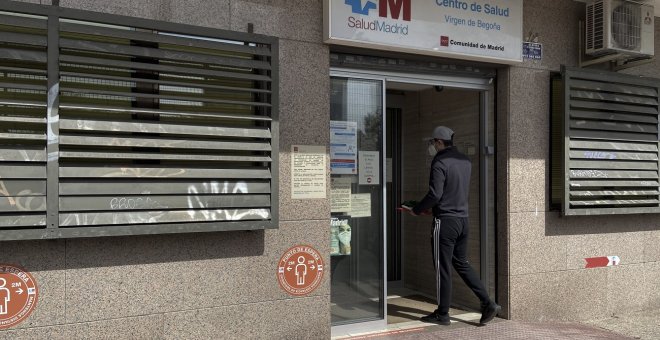 La Comunidad de Madrid prepara el cierre de decenas de centros de salud
