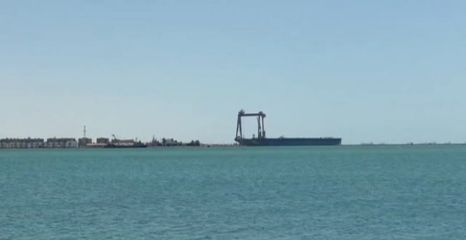 Las autoridades del Canal de Suez culpan al capitán del Ever Given del atasco en sus aguas