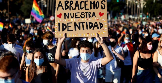 Fundación Triángulo denuncia una agresión homófoba en Valladolid a un joven de 29 años que recibió una "brutal paliza"