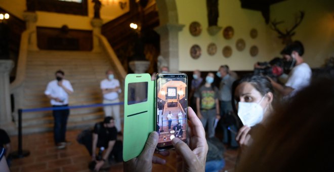 Primera visita civil a un Pazo de Meirás público tras la salida de la familia Franco