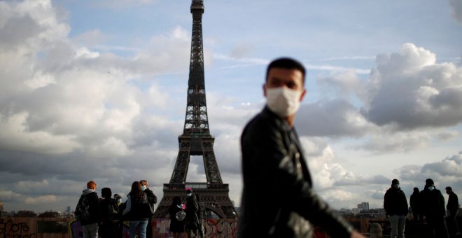 Desalojan la Torre Eiffel durante dos horas por una amenaza de bomba