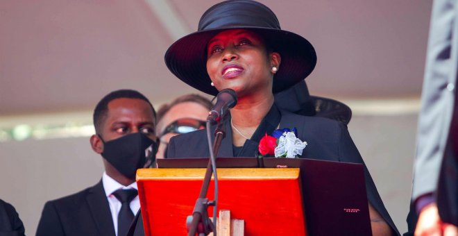Martine Moise, la viuda del expresidente de Haití asesinado, dice que considera postularse a la Presidencia