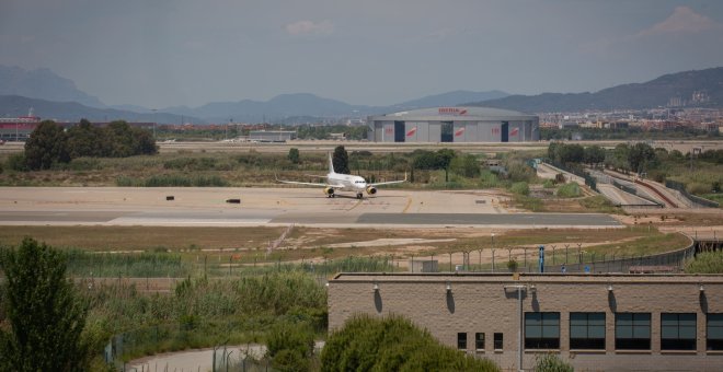 AENA plantea la ampliación del aeropuerto con una deuda ecológica de 20 años en el Delta del Llobregat
