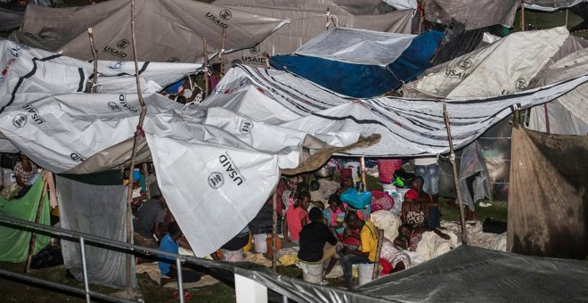 "No tenemos médico ni comida": las fuertes lluvias golpean ahora a los supervivientes del terremoto de Haití