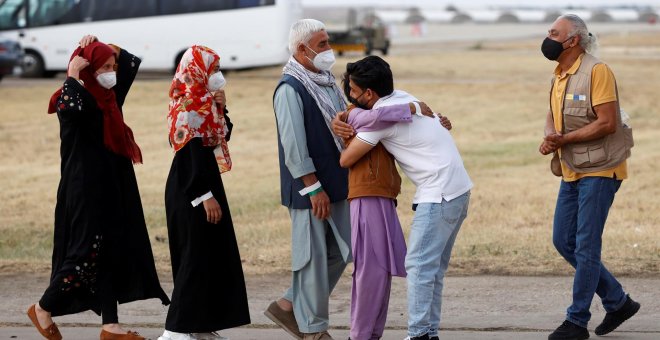 Catalunya acollirà per ara 121 afganesos evacuats de Kabul