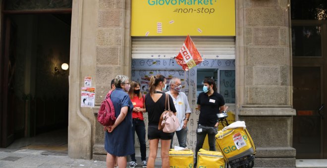 Arrenca la vaga dels treballadors dels supermercats de Glovo per reclamar la contractació directa