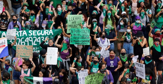 Dos históricas sentencias en México abren nuevas vías para despenalizar el aborto en América Latina