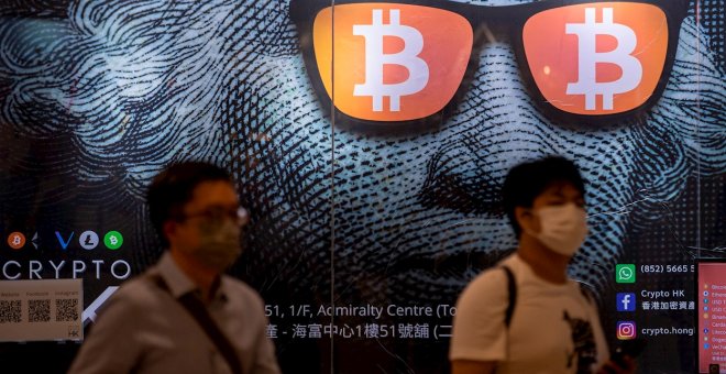 China declara ilegales las transacciones con criptomonedas