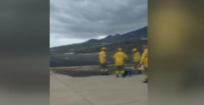 El aeropuerto de La Palma recupera su actividad tras 24 horas cerrado