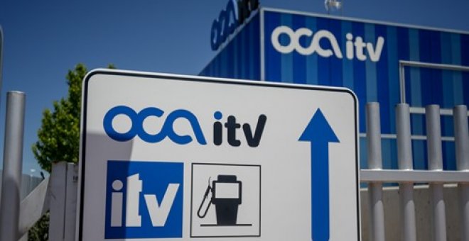 ¿Se puede multar por la ITV a un vehículo estacionado? Una jueza responde