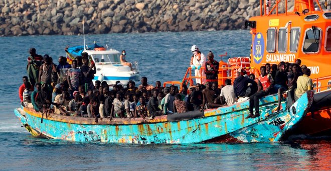 Rescatado un cayuco con 86 migrantes al sur de Gran Canaria