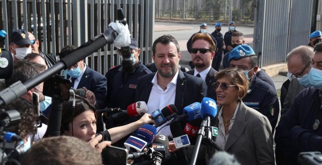 Salvini niega su culpabilidad en la primera vista de su juicio