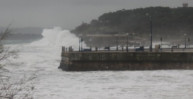 Cantabria estará el lunes y el martes en riesgo por fenómenos costeros