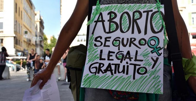 El aborto como negocio, el Partido Popular concede 7 licencias a clínicas privadas que riega con 26 millones de euros de dinero público