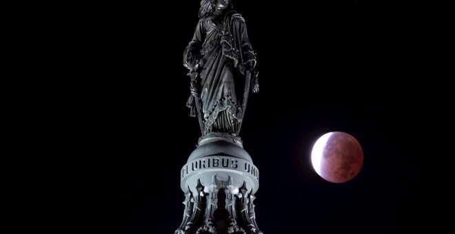 La Luna llena, protagonista del eclipse parcial más largo del siglo