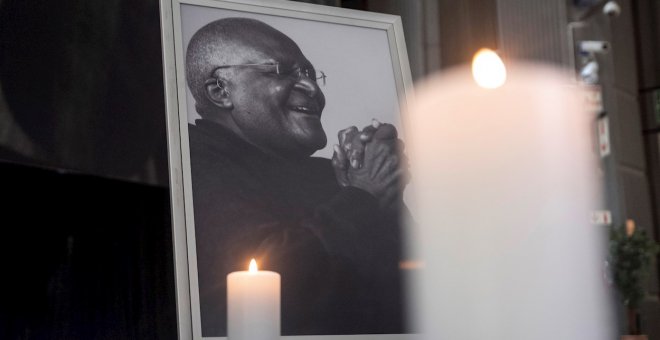 Desenredando - Adiós a Desmond Tutu