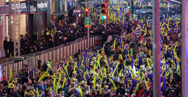 Madrid, Nueva York o Estambul desafiaron a la covid dando entrada a 2022 con celebraciones en las calles