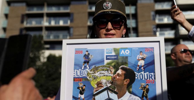 Antivacunas, seguidores de Djokovic y miembros de la ultraderecha se manifiestan en Melbourne