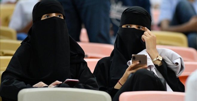 La violación de los derechos humanos de las mujeres no evita que la Supercopa se mantenga en Arabia Saudí