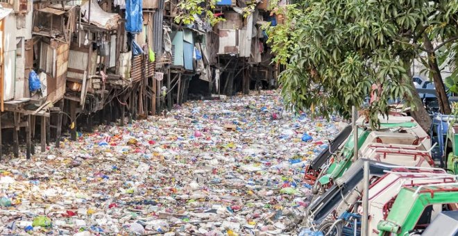 La humanidad ha sobrepasado el límite planetario de plásticos y otros contaminantes ambientales