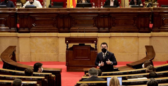El Parlament de Catalunya repara la memoria de las mujeres acusadas de brujería