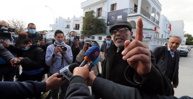 El presidente de Túnez abandona a los jueces y confirma el régimen autocrático