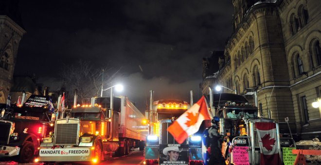 Los antivacunas de Ottawa buscan derribar a Trudeau: "Nos vamos a enfrentar a él y destruir su Gobierno"