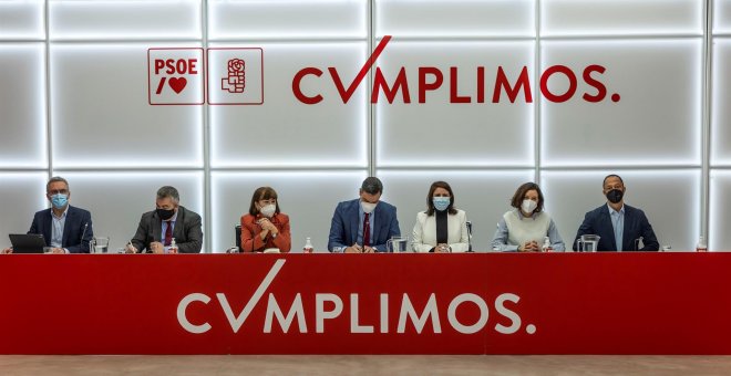 La dirección del PSOE cierra las puertas a favorecer un Gobierno del PP "manchado por la corrupción"