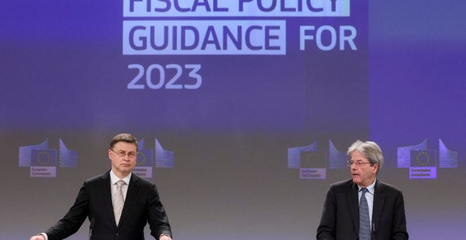 Bruselas no descarta dejar suspendidas las reglas del déficit también en 2023 por Ucrania