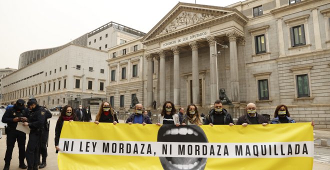 La "anomalía democrática" de la Ley Mordaza cumple siete años mientras se dejan de lado las promesas de derogación