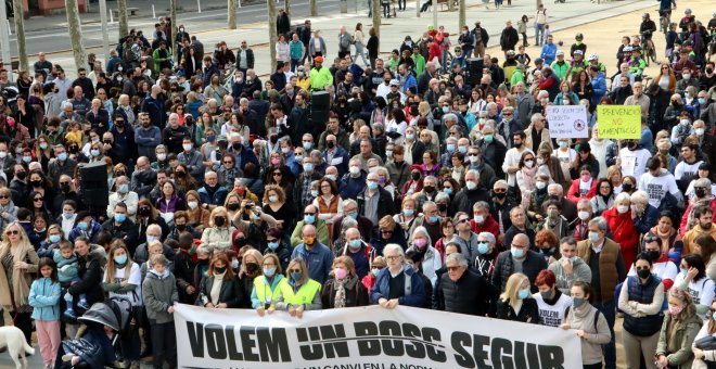 Mig miler de persones es manifesten a Mataró per exigir canvis en la Llei de caça i més seguretat en les batudes