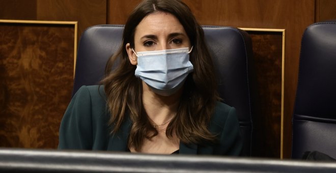 El juez imputa a una antigua empleada de prensa de Podemos ante la declaración de una testigo en el 'caso Niñera'