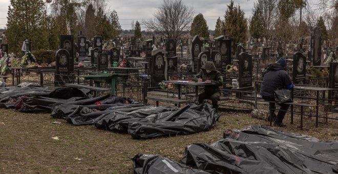 La ONU denuncia ejecuciones sumarias y "evidencias crecientes" de crímenes de guerra en Ucrania