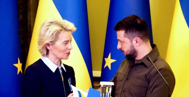 Ucrania completa el cuestionario para ser candidato a entrar en la Unión Europea